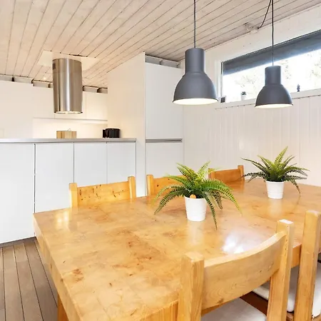 6 Person 別荘 *